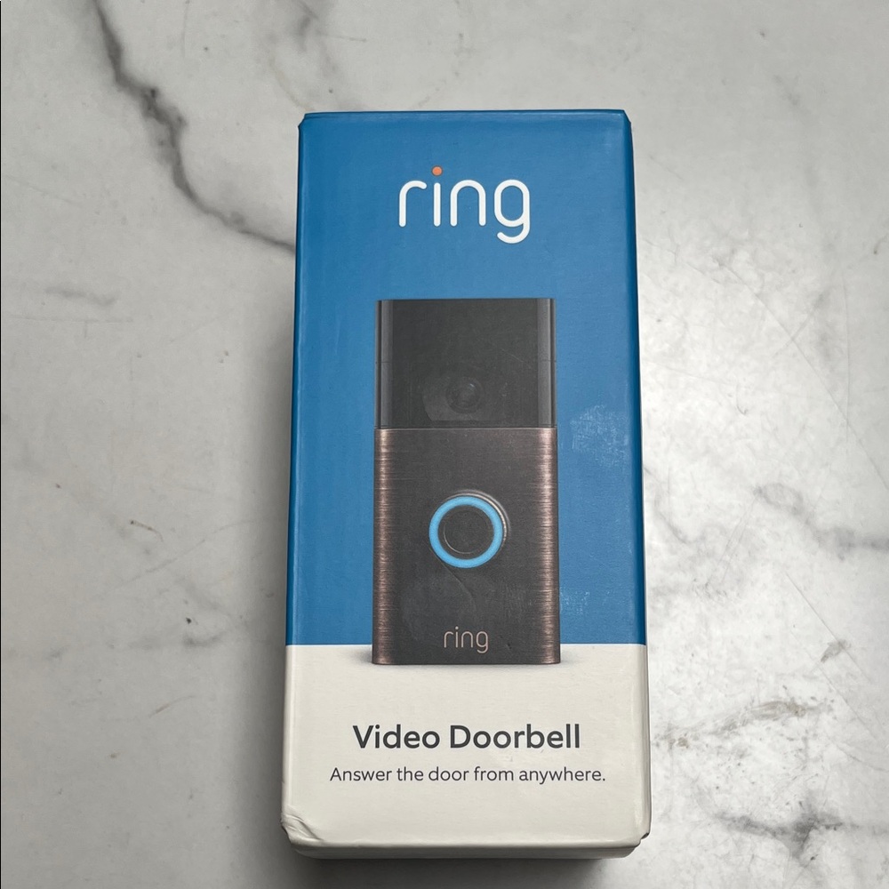 Ring Retail Box in White and Blue Branding